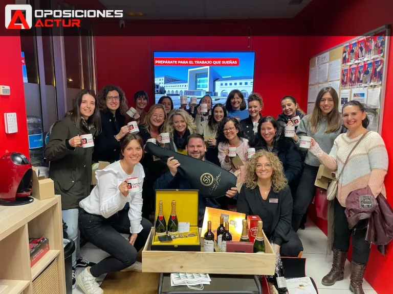 profesores de oposiciones actur 768x576 1